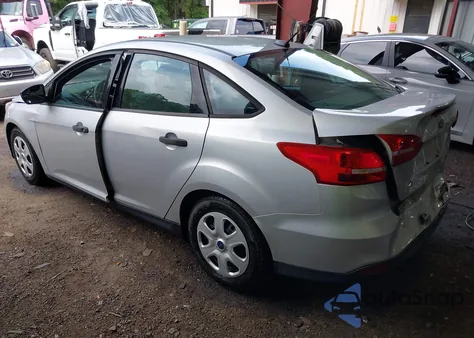 2016 Ford Focus S из США, поврежденный, VIN 1FADP3E27GL207573